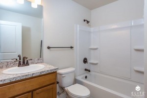 Hall Bathroom- middle unit 